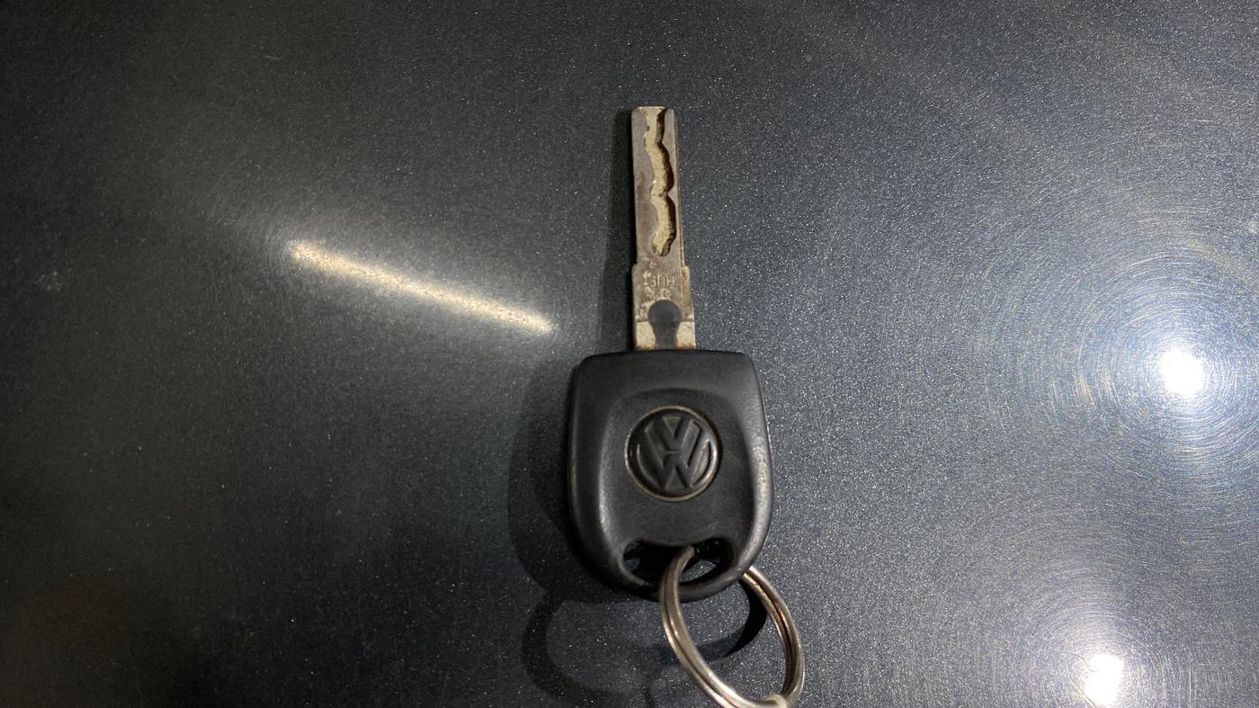 2018 Volkswagen Ameo TRENDLINE 1.0L, Petrol, Manual, 61,668 km, Key Close Up