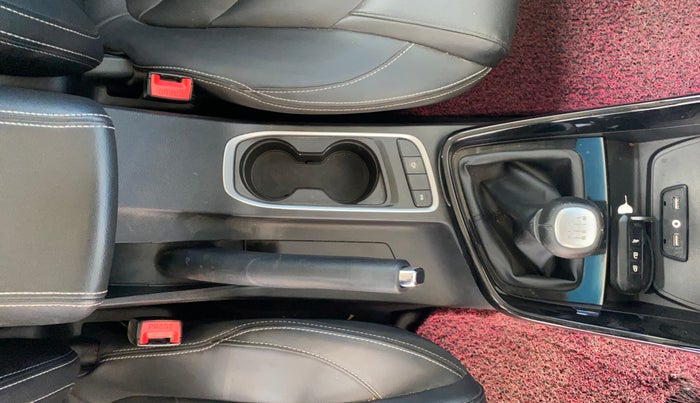 2019 MG HECTOR SHARP 2.0 DIESEL, Diesel, Manual, 56,612 km, Gear Lever