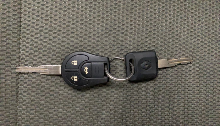 2013 Renault Scala RXL DIESEL, Diesel, Manual, 74,643 km, Key Close Up