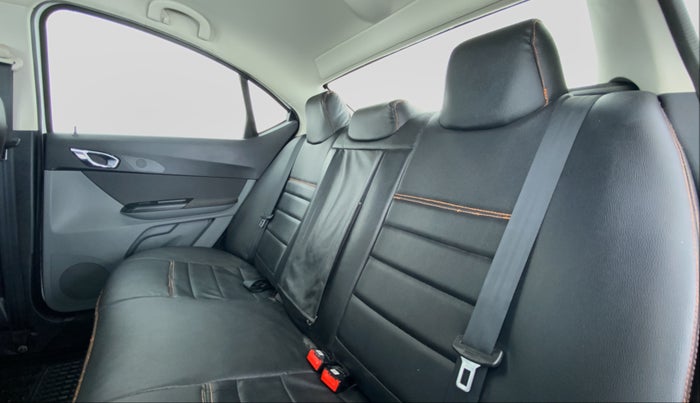 2017 Tata TIGOR XZ 1.2 REVOTRON OPT, Petrol, Manual, 21,571 km, Right Side Rear Door Cabin