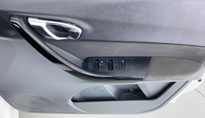 2017 Tata TIGOR XZ 1.2 REVOTRON OPT, Petrol, Manual, 21,571 km, Driver Side Door Panels Control