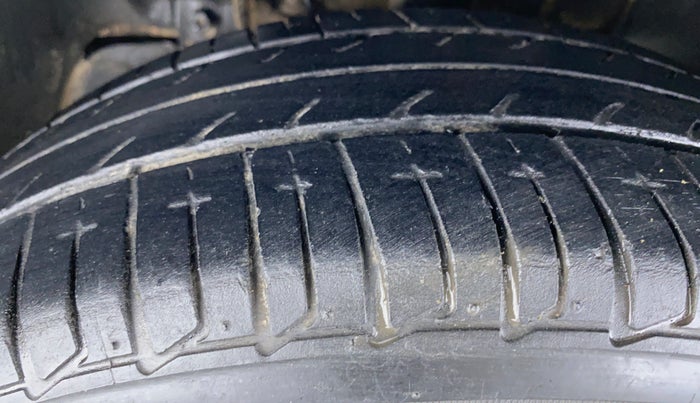 2017 Tata TIGOR XZ 1.2 REVOTRON OPT, Petrol, Manual, 21,571 km, Left Front Tyre Tread