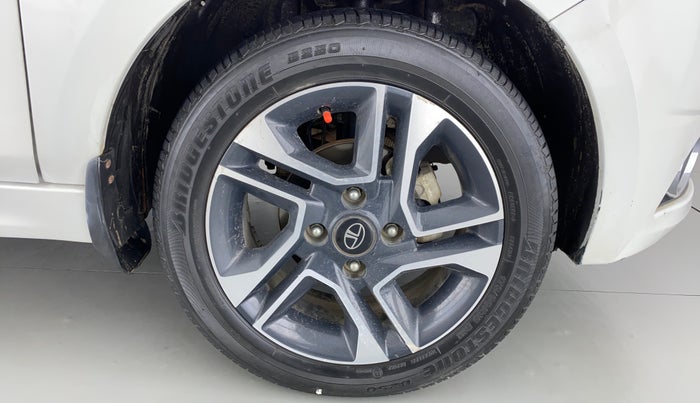 2017 Tata TIGOR XZ 1.2 REVOTRON OPT, Petrol, Manual, 21,571 km, Right Front Wheel