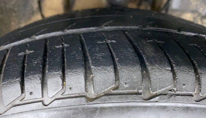 2017 Tata TIGOR XZ 1.2 REVOTRON OPT, Petrol, Manual, 21,571 km, Right Front Tyre Tread