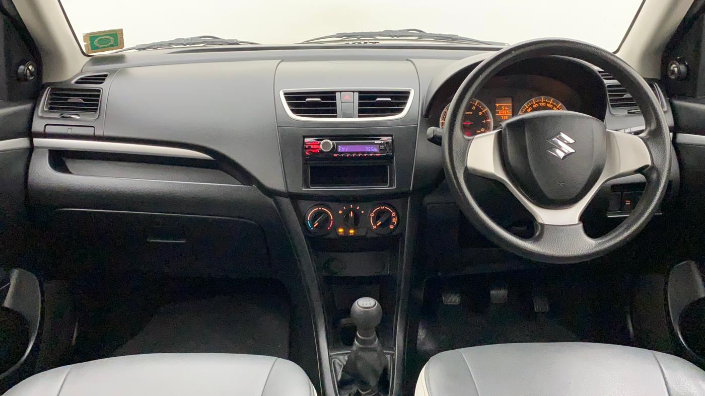 2012 Maruti Swift VXI, Petrol, Manual, 64,557 km, Dashboard