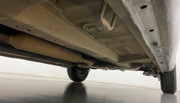 2012 Maruti Swift VXI, Petrol, Manual, 64,557 km, Right Side Underbody