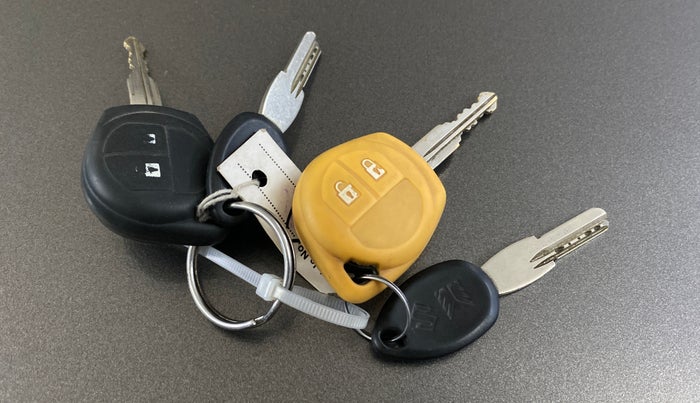 2015 Maruti Swift Dzire VXI, Petrol, Manual, 57,387 km, Key Close Up