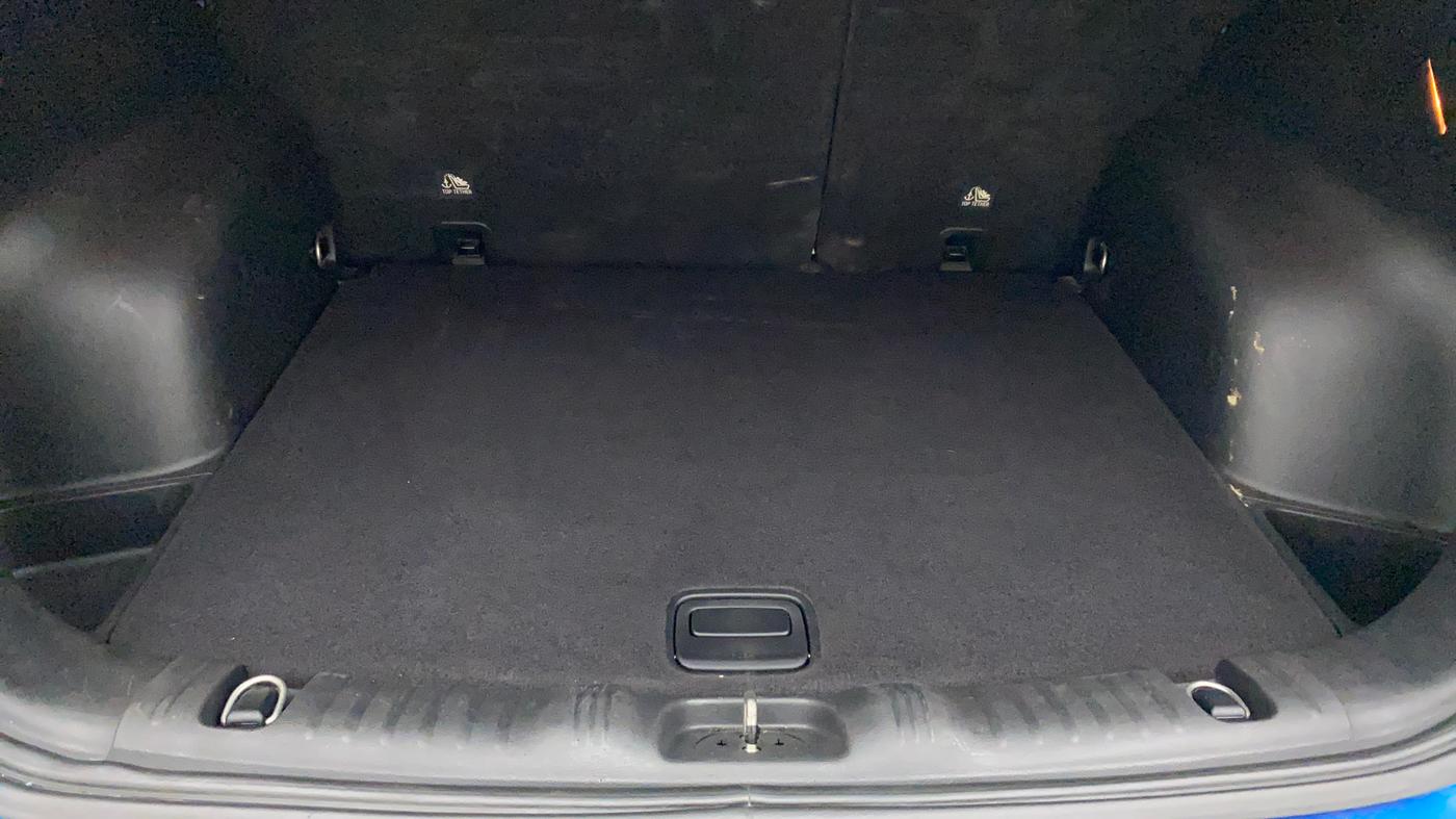 2018 Jeep Compass LIMITED 1.4 PETROL AT, Petrol, Automatic, 77,892 km, Boot Inside