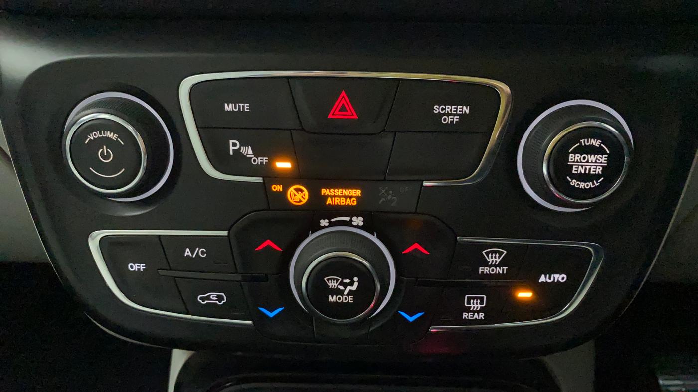 2018 Jeep Compass LIMITED 1.4 PETROL AT, Petrol, Automatic, 77,892 km, Automatic Climate Control