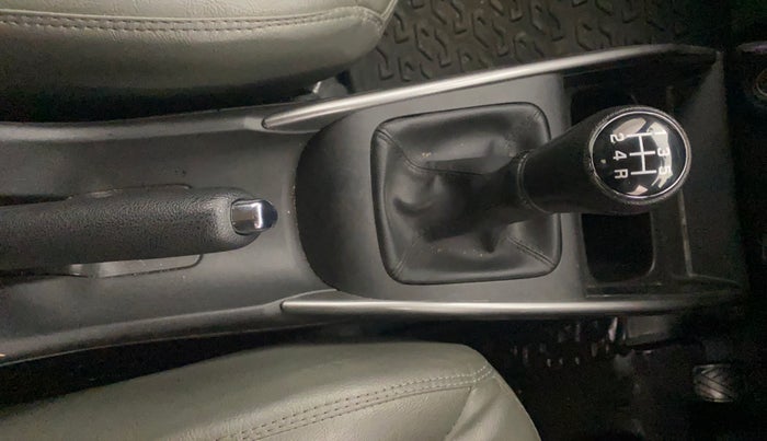 2023 Maruti Baleno ZETA PETROL 1.2, Petrol, Manual, 29,137 km, Gear Lever