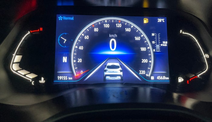 2022 Renault Kiger RXZ AMT, Petrol, Automatic, 19,138 km, Odometer Image