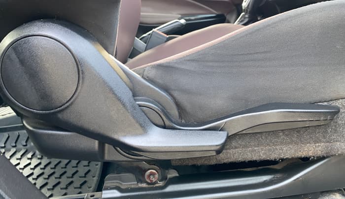 2023 Maruti FRONX ZETA 1.0L TURBO 6 AT, Petrol, Automatic, 29,820 km, Driver Side Adjustment Panel