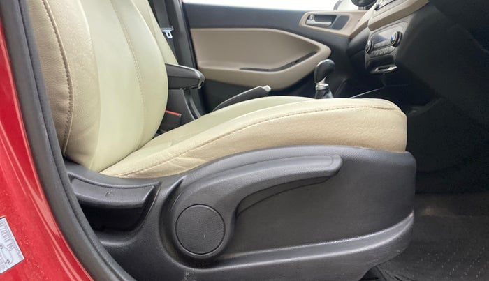 2015 Hyundai Elite i20 ASTA 1.2, Petrol, Manual, 78,176 km, Driver Side Adjustment Panel