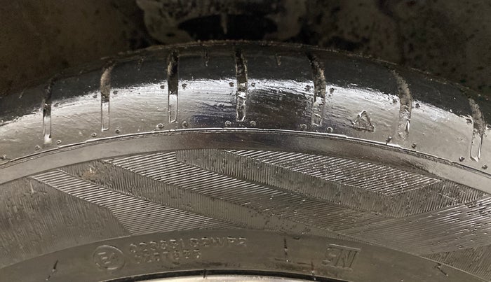 2015 Hyundai Elite i20 ASTA 1.2, Petrol, Manual, 78,176 km, Right Front Tyre Tread