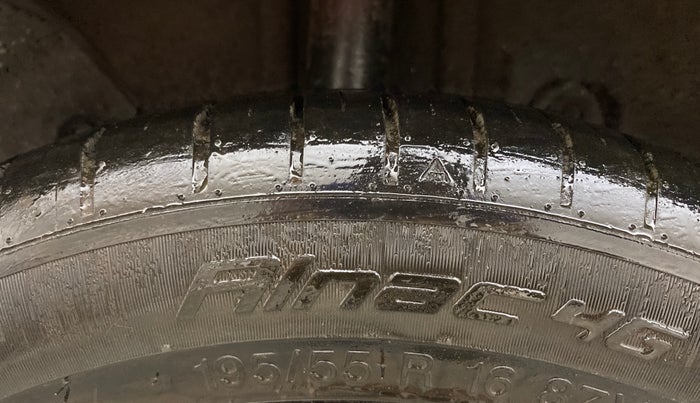 2015 Hyundai Elite i20 ASTA 1.2, Petrol, Manual, 78,176 km, Right Rear Tyre Tread