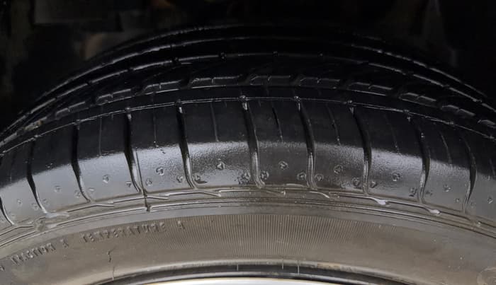 2019 Tata NEXON XZ PETROL, Petrol, Manual, 43,020 km, Left Front Tyre Tread