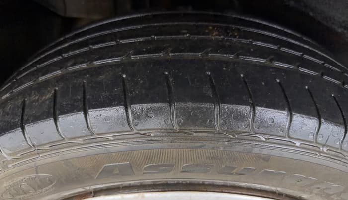 2019 Tata NEXON XZ PETROL, Petrol, Manual, 43,020 km, Right Rear Tyre Tread
