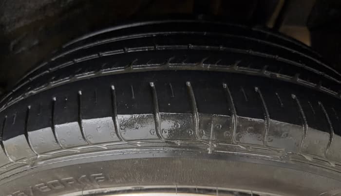 2019 Tata NEXON XZ PETROL, Petrol, Manual, 43,020 km, Left Rear Tyre Tread