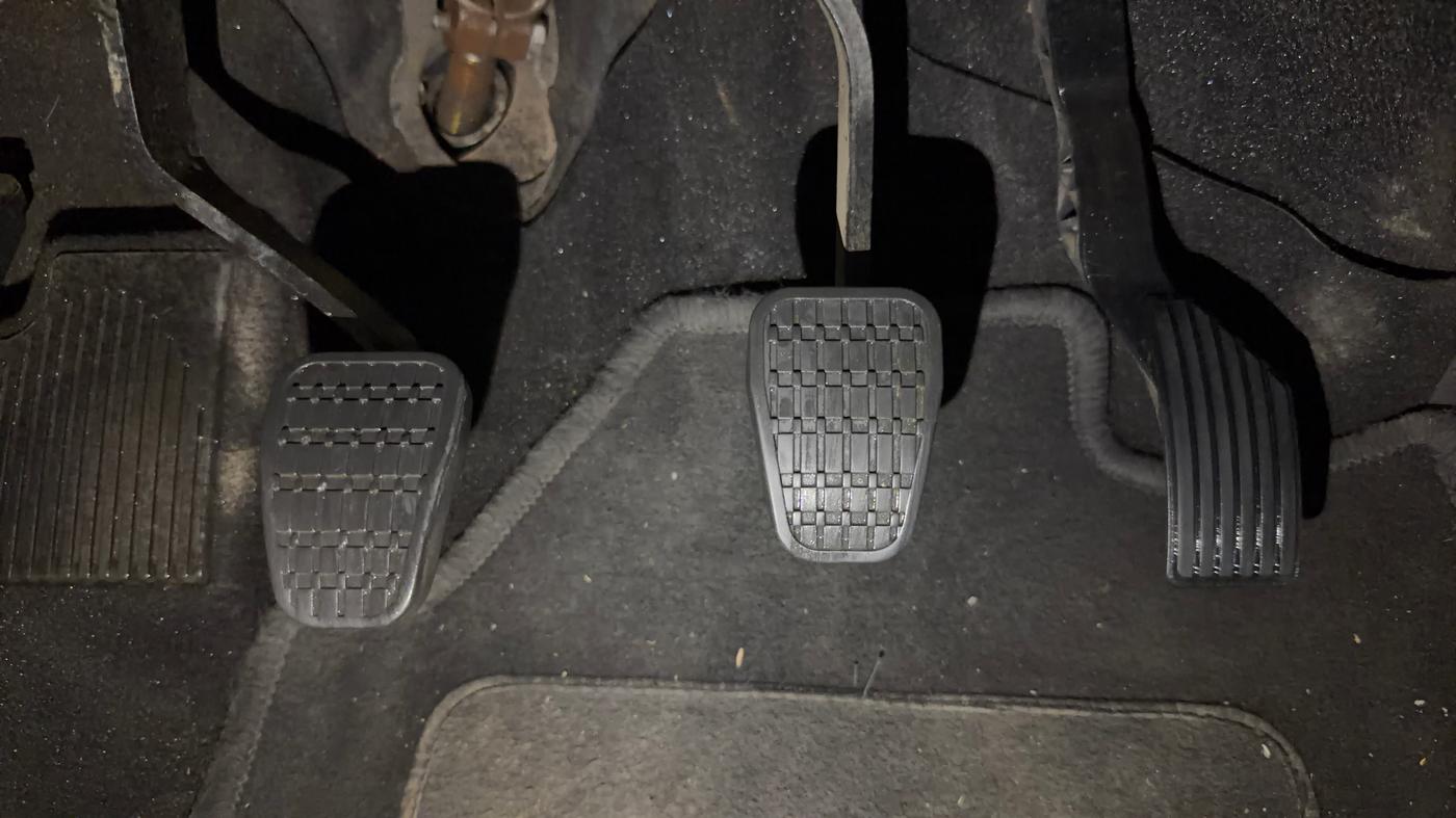 2019 Tata NEXON XZ PETROL, Petrol, Manual, 43,020 km, Pedals