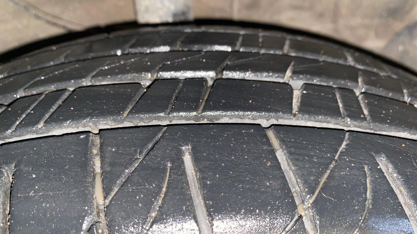 2015 Hyundai Creta SX PLUS 1.6 PETROL, Petrol, Manual, 62,678 km, Right Front Tyre Tread
