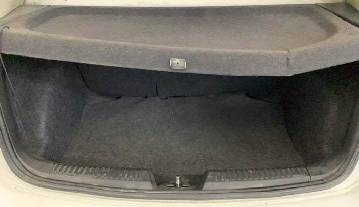 2014 Volkswagen Polo HIGHLINE1.2L, Petrol, Manual, 29,366 km, Boot Inside