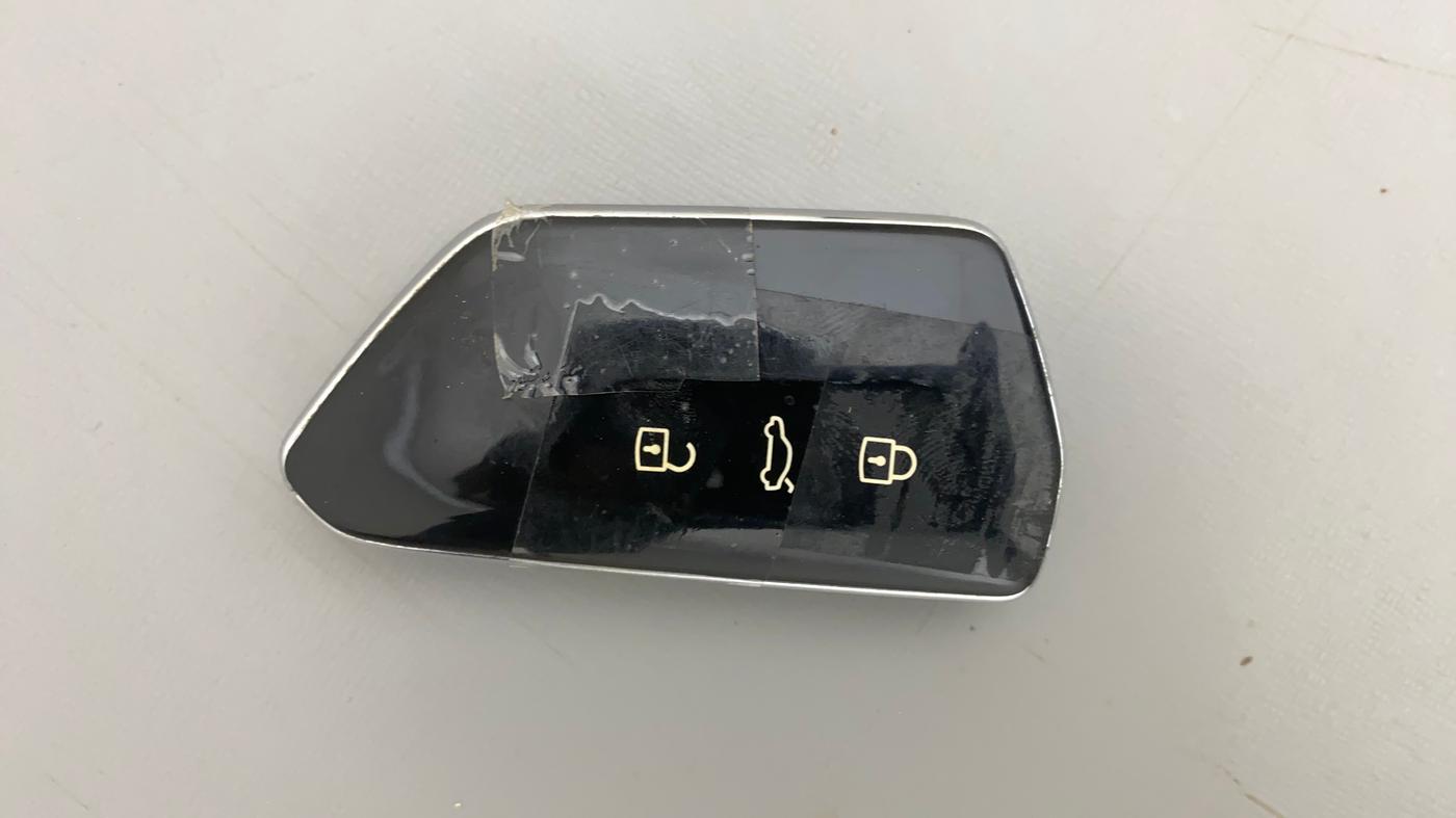 2021 Skoda Octavia L&K 2.0 AT, Petrol, Automatic, 73,572 km, Key Close Up