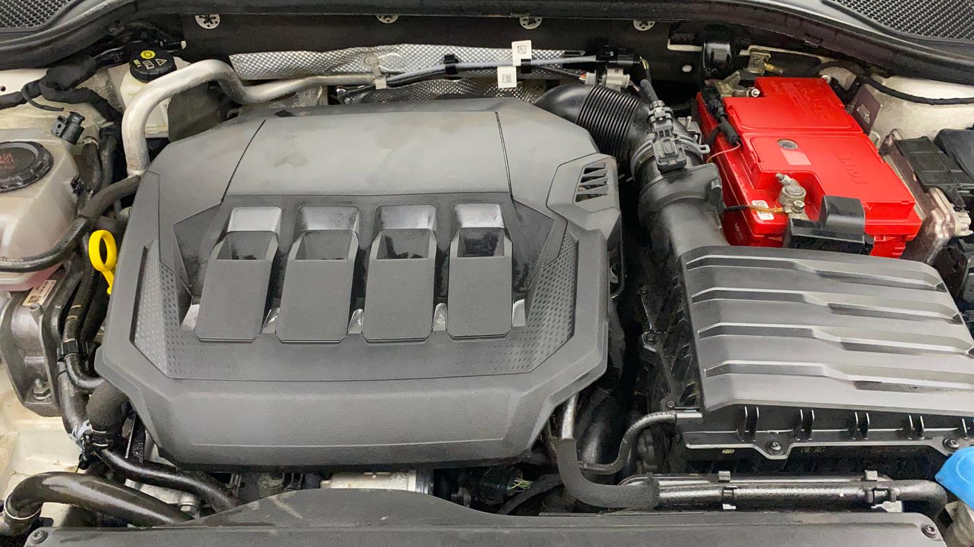 2021 Skoda Octavia L&K 2.0 AT, Petrol, Automatic, 73,572 km, Engine View