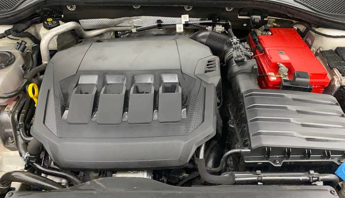 2021 Skoda Octavia L&K 2.0 AT, Petrol, Automatic, 73,572 km, Engine View