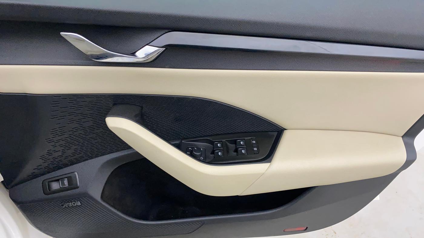 2021 Skoda Octavia L&K 2.0 AT, Petrol, Automatic, 73,572 km, Driver Side Door Panels Control