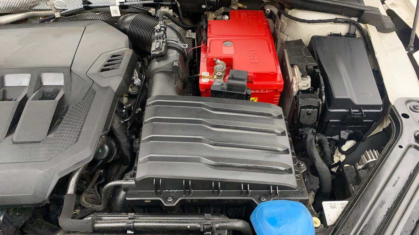 2021 Skoda Octavia L&K 2.0 AT, Petrol, Automatic, 73,572 km, Engine View - Left
