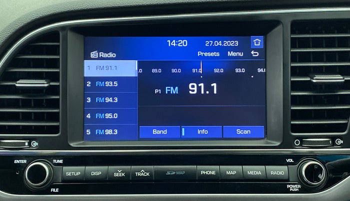 2017 Hyundai New Elantra 2.0 SX(O) AT PETROL, Petrol, Automatic, 69,854 km, Infotainment System