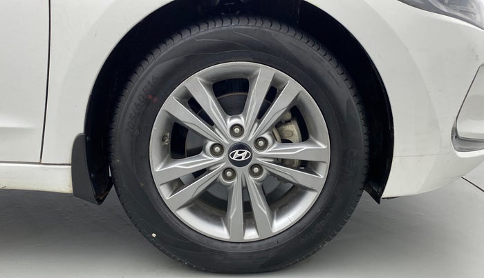 2017 Hyundai New Elantra 2.0 SX(O) AT PETROL, Petrol, Automatic, 69,854 km, Right Front Wheel