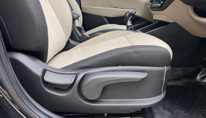 2018 Hyundai Verna 1.6 VTVT SX, Petrol, Manual, 95,503 km, Driver Side Adjustment Panel