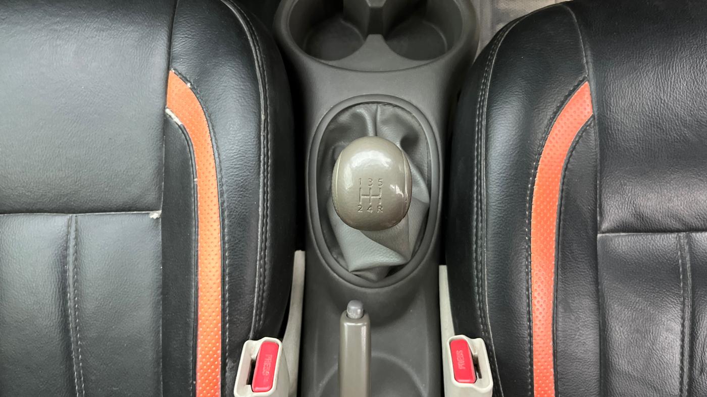 2015 Renault Pulse RXL PETROL, Petrol, Manual, 44,515 km, Gear Lever
