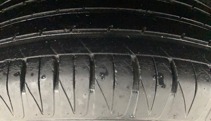 2022 Maruti Vitara Brezza ZXI, Petrol, Manual, 26,637 km, Right Front Tyre Tread