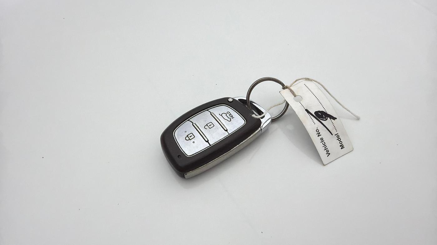 2017 Hyundai Creta SX PLUS AT 1.6 PETROL, Petrol, Automatic, 71,046 km, Key Close Up