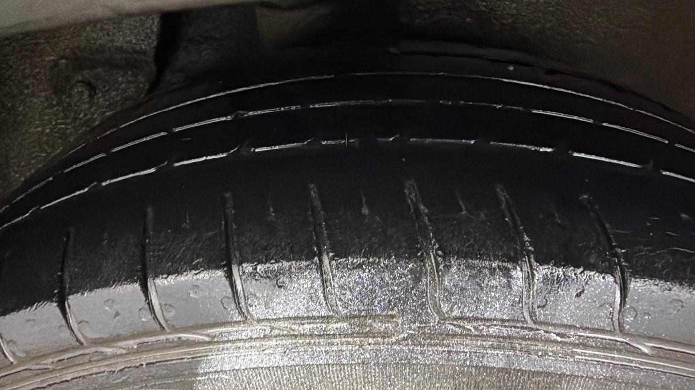 2017 Hyundai Creta SX PLUS AT 1.6 PETROL, Petrol, Automatic, 71,046 km, Right Rear Tyre Tread