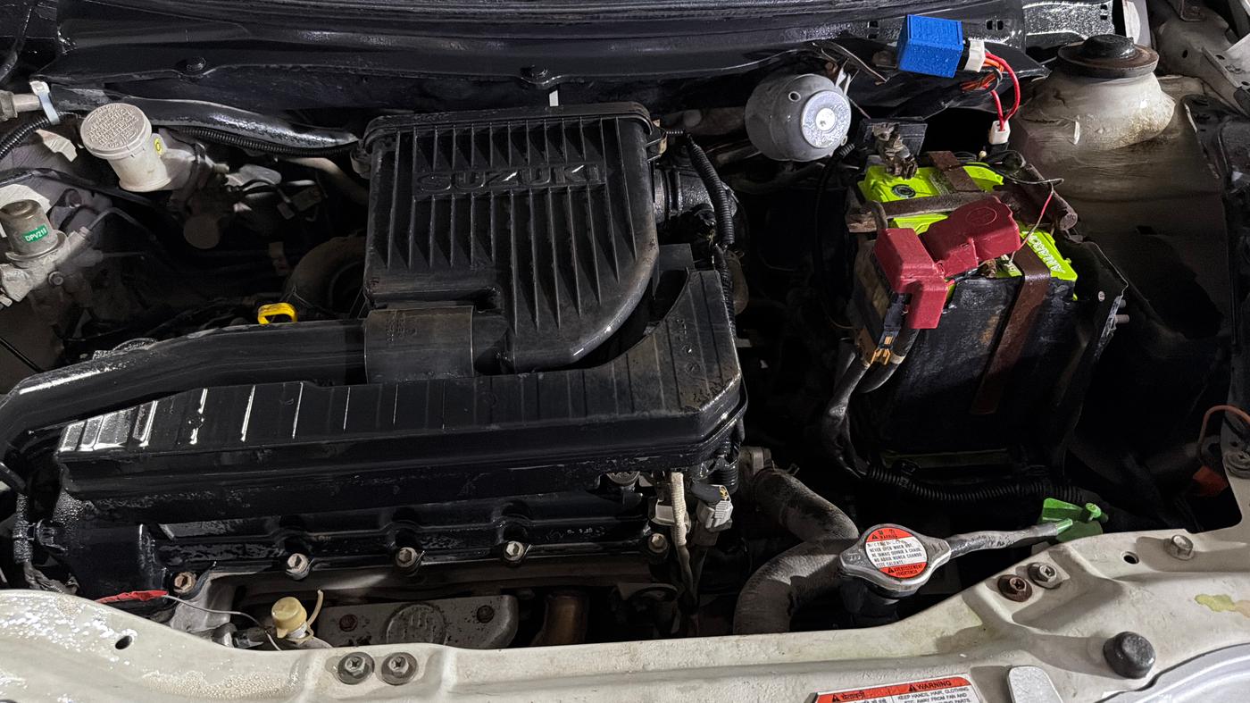 2015 Maruti Swift VXI, Petrol, Manual, 77,917 km, Engine View