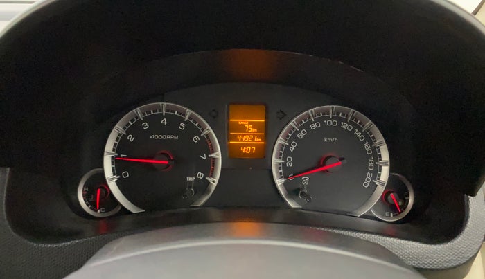 2015 Maruti Swift Dzire VXI, Petrol, Manual, 44,921 km, Odometer Image