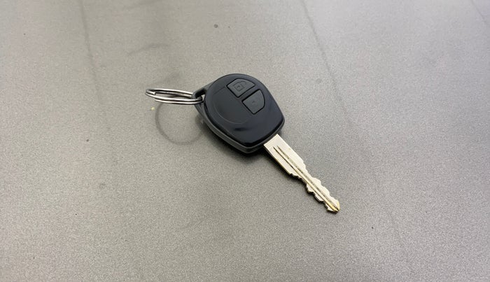 2015 Maruti Swift Dzire VXI, Petrol, Manual, 44,921 km, Key Close Up