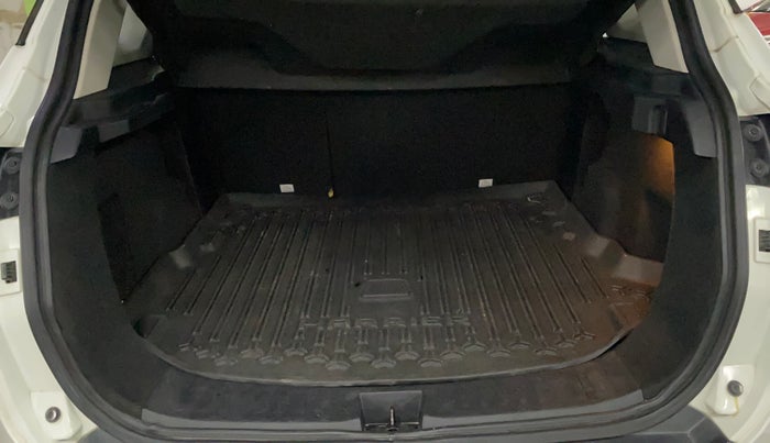 2019 Tata Harrier XZ 2.0L, Diesel, Manual, 77,632 km, Boot Inside