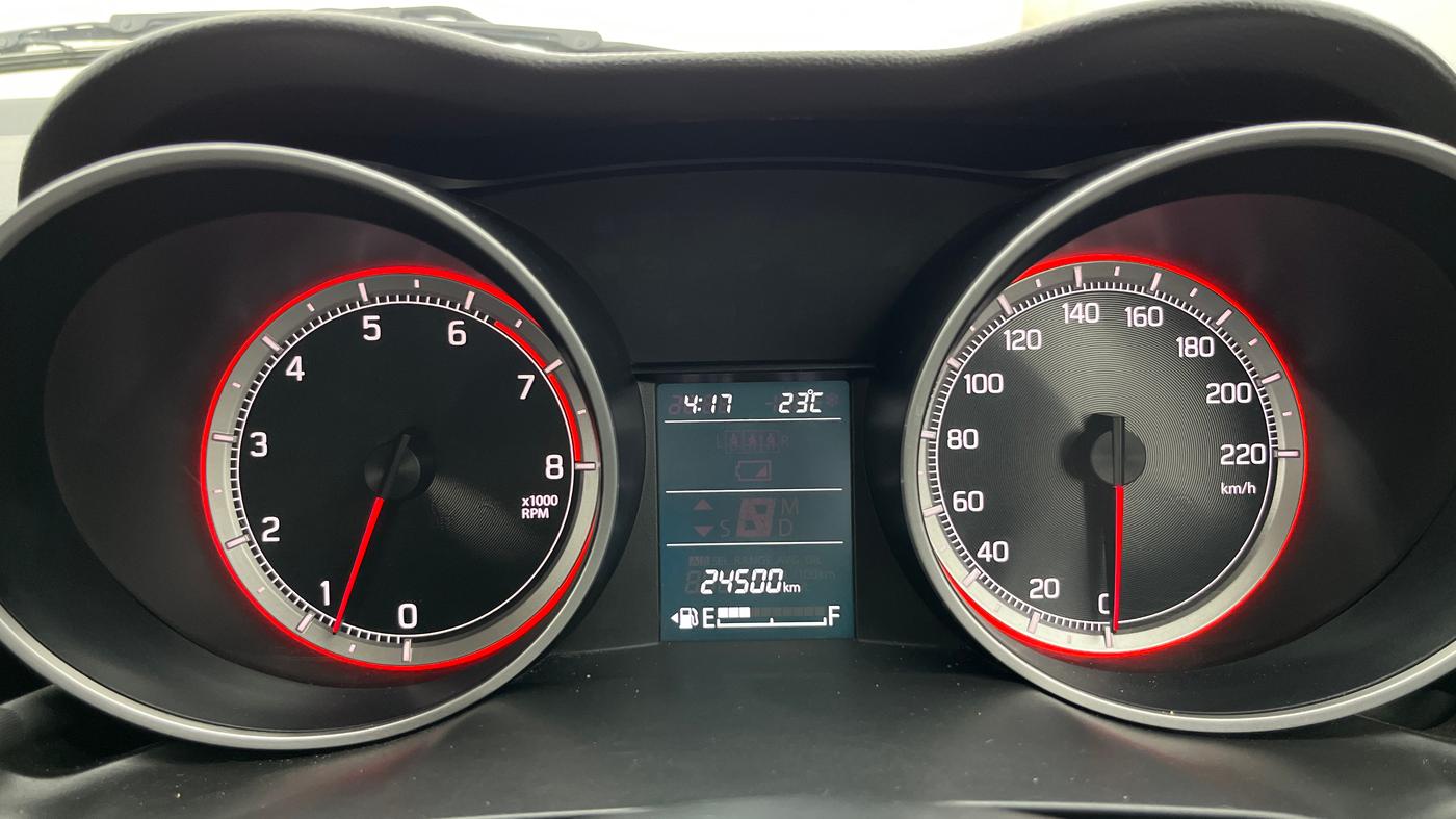 2021 Maruti Swift ZXI, Petrol, Manual, 24,500 km, Odometer Image