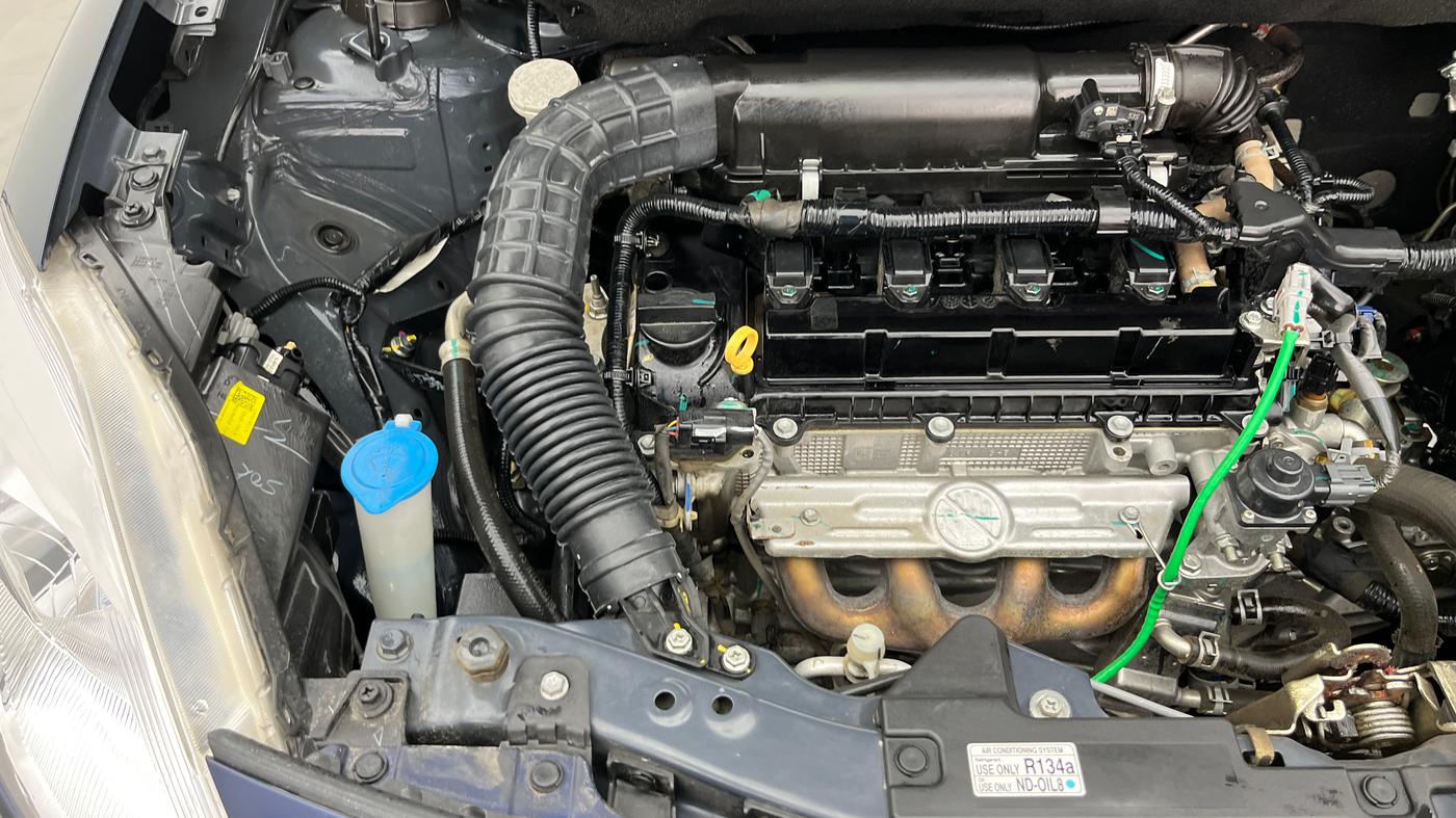 2021 Maruti Swift ZXI, Petrol, Manual, 24,500 km, Engine View - Right