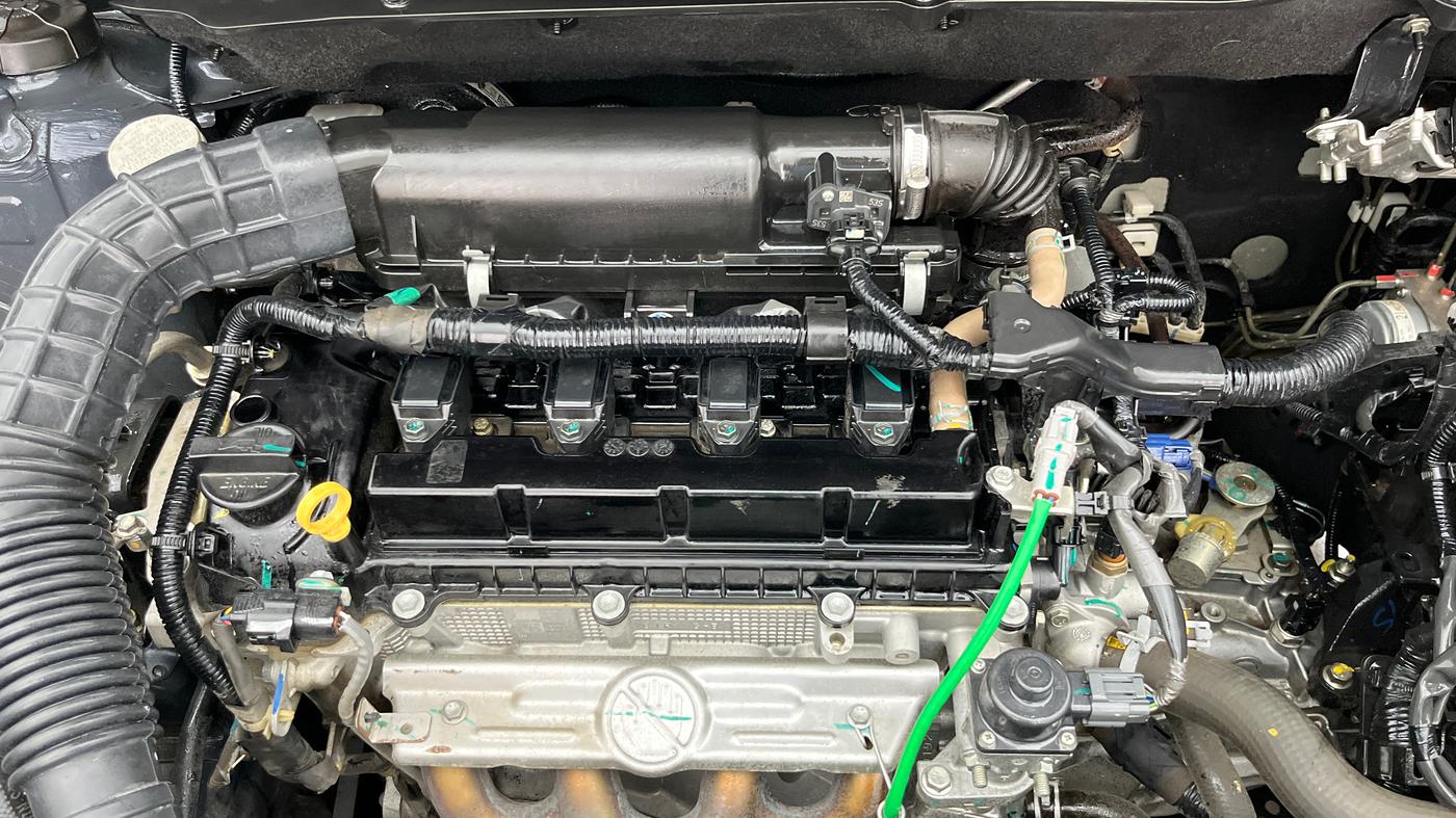 2021 Maruti Swift ZXI, Petrol, Manual, 24,500 km, Engine View
