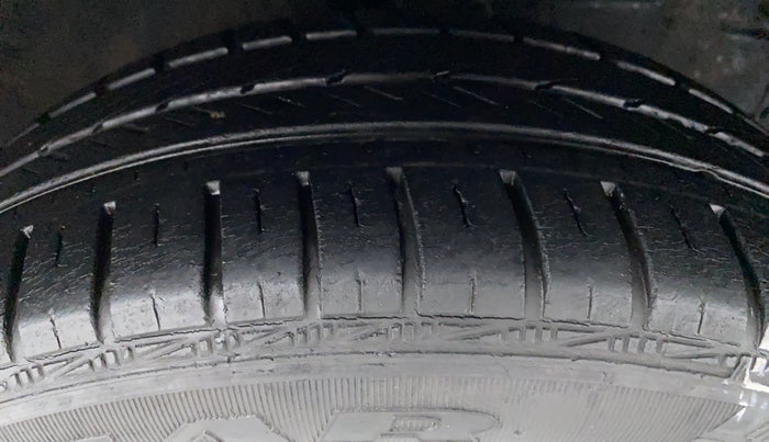 2012 Toyota Etios VD, Diesel, Manual, 19,994 km, Right Front Tyre Tread