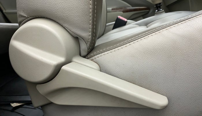 2012 Toyota Etios VD, Diesel, Manual, 19,994 km, Driver Side Adjustment Panel