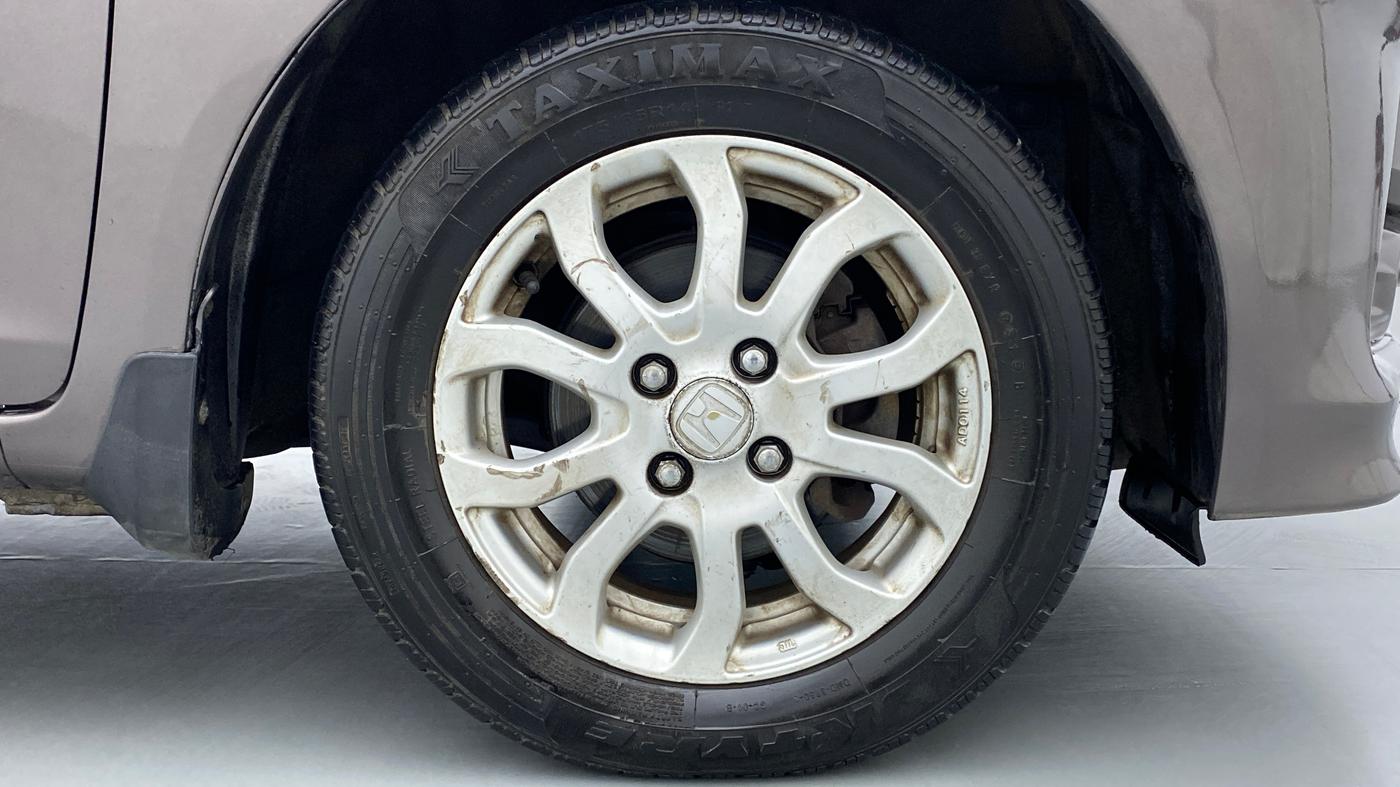2014 Honda Amaze 1.2 VXMT I VTEC, Petrol, Manual, 48,619 km, Right Front Wheel