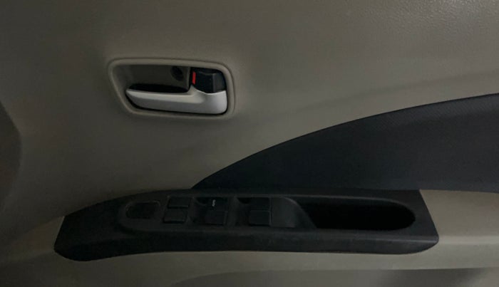 2015 Maruti Celerio VXI, Petrol, Manual, 48,490 km, Driver Side Door Panels Control
