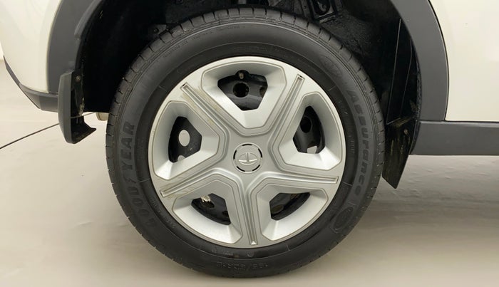 2021 Tata NEXON XZ PETROL, Petrol, Manual, 8,754 km, Right Rear Wheel