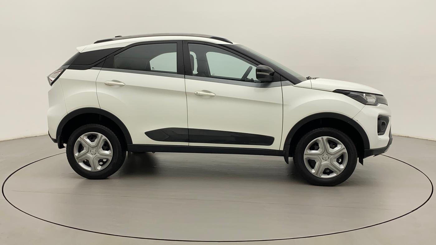 2021 Tata NEXON XZ PETROL, Petrol, Manual, 8,754 km, Right Side View